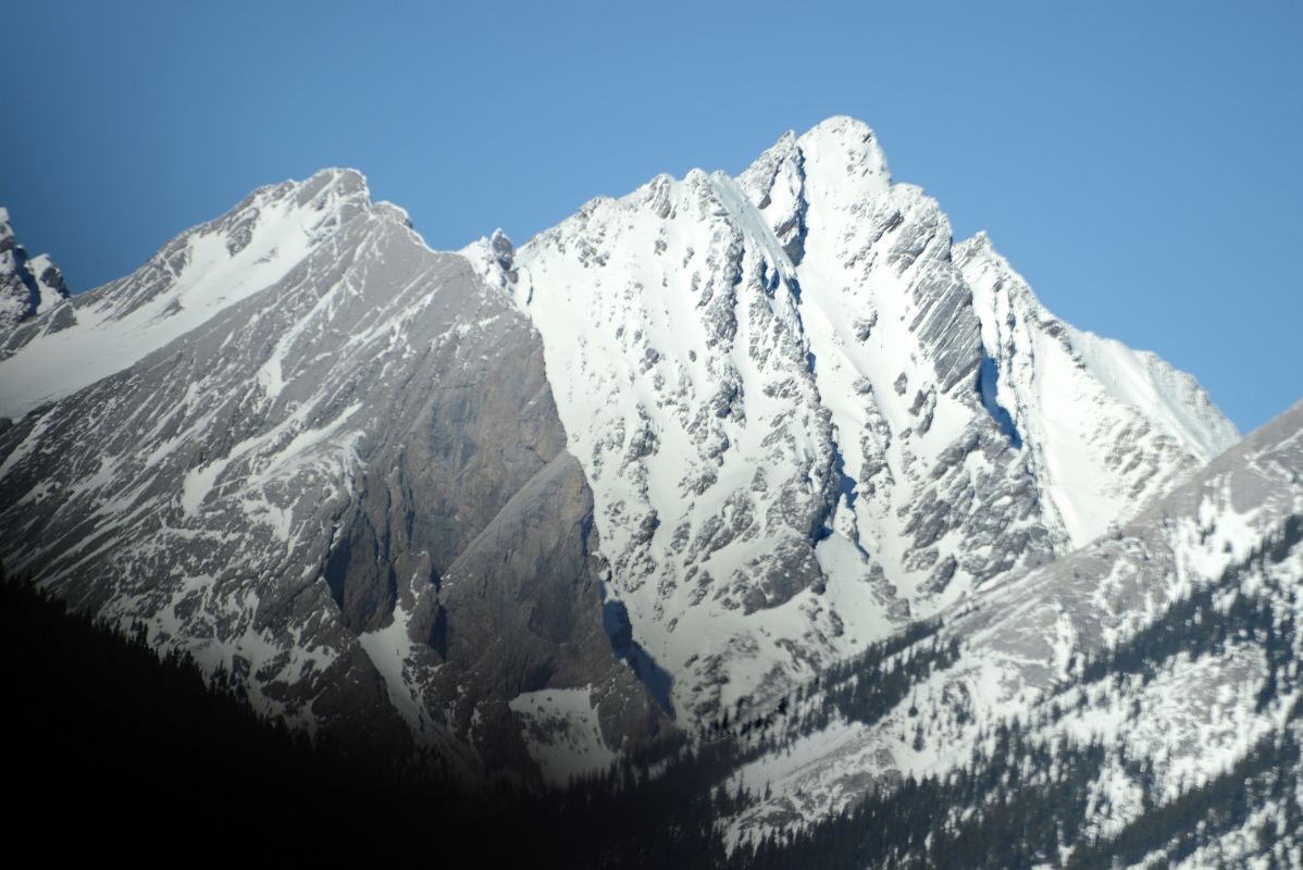 30D Ridge Of Noetic W3 Afternoon From Trans Canada Highway Driving Between Banff And Lake Louise in Winter
